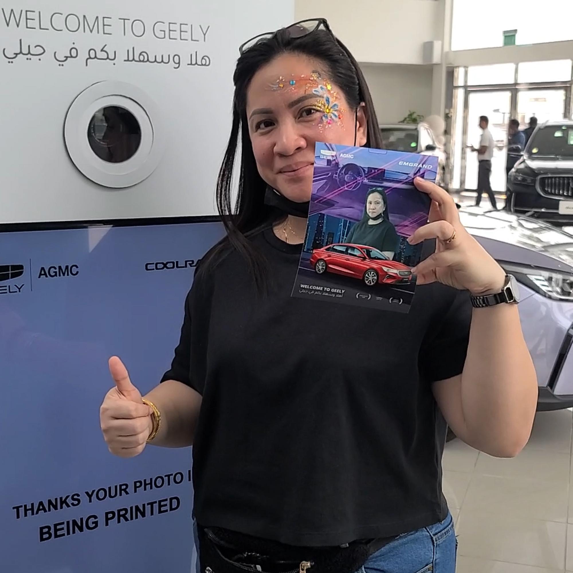 TRANSPORT GUESTS ANYWHERE! CUSTOM BACKDROPS & INSTANT PRINTS. PERFECT FOR BRAND EVENTS & WEDDINGS IN DUBAI.