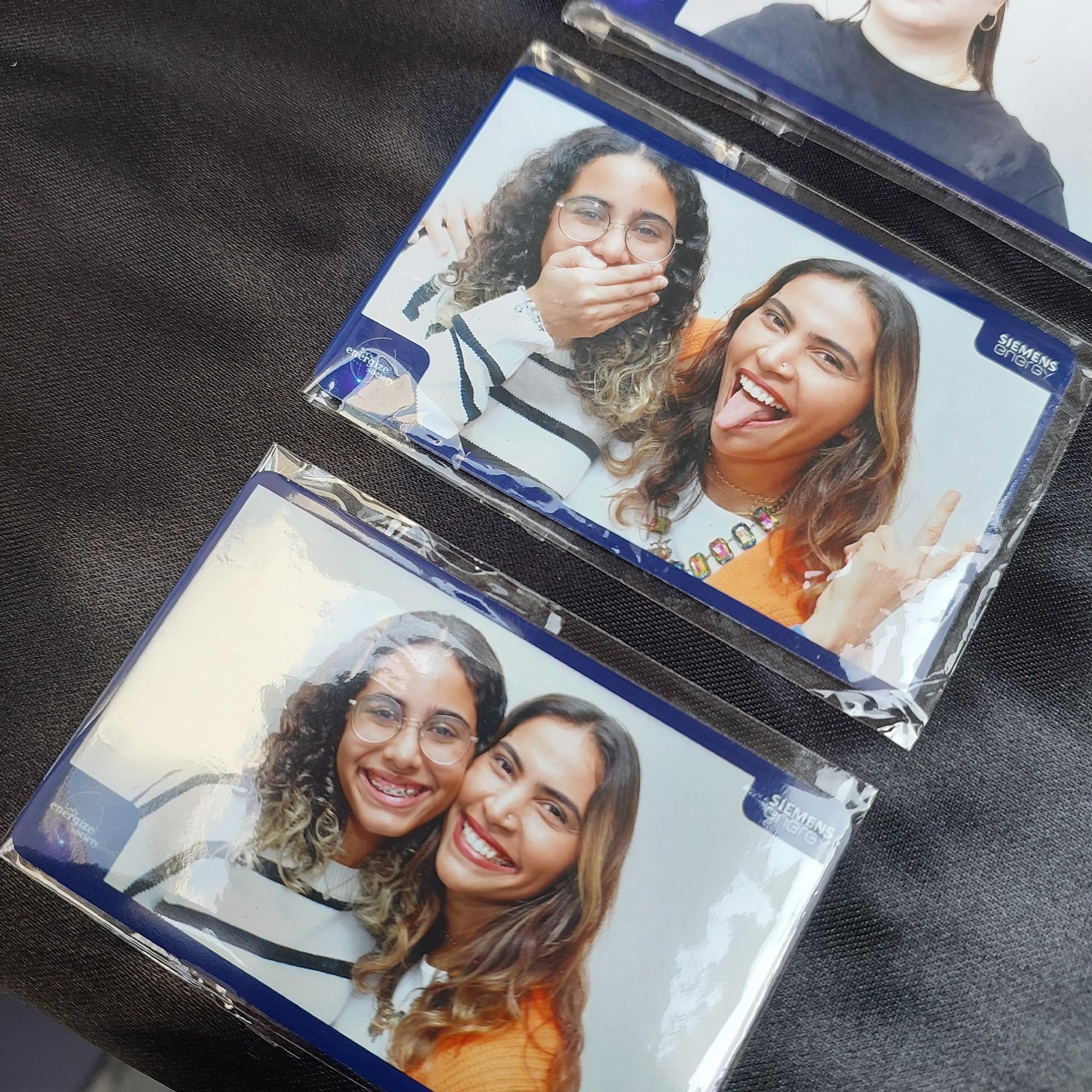 MAGNET PHOTO BOOTH DUBAI: CREATE INSTANT BRANDED PHOTO MAGNETS! PERFECT FOR TRADE SHOWS & EVENTS. BOOST LEAD GENERATION WITH MEMORABLE GIVEAWAYS. BOOK NOW!