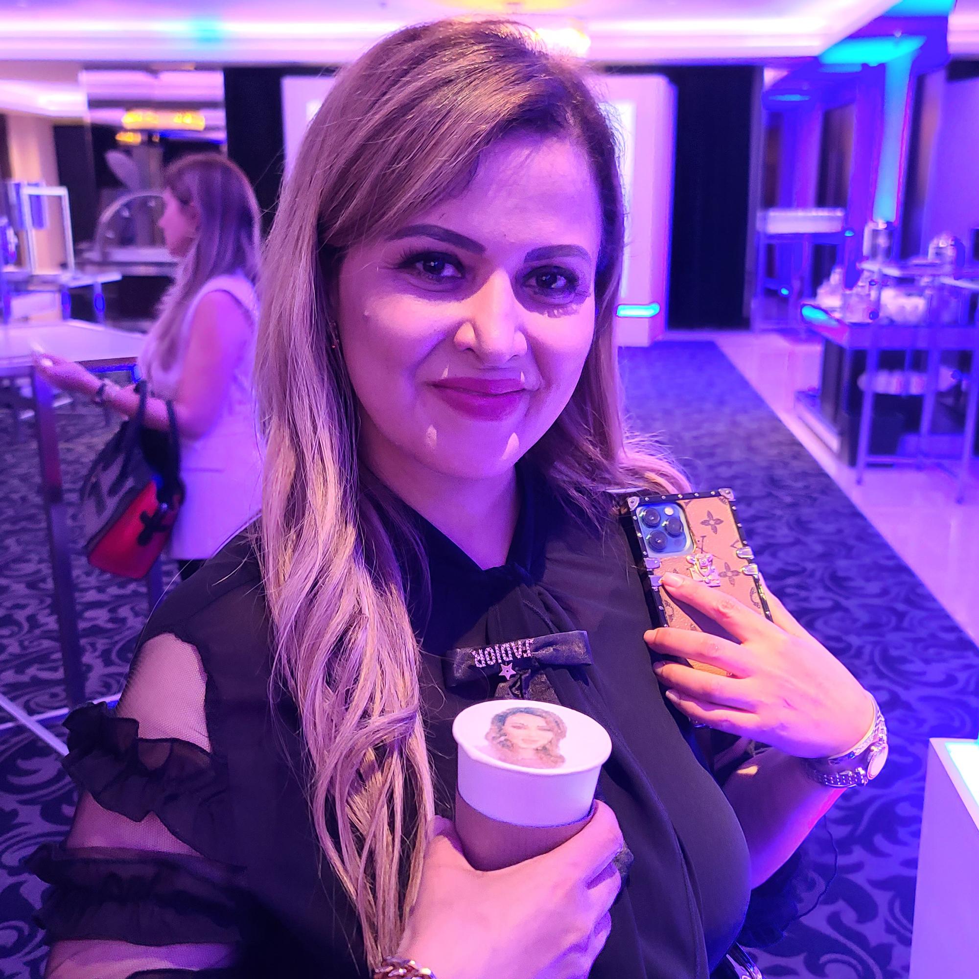 PRINT FACES/LOGOS ON DRINKS & COOKIES! SAFE EDIBLE INK FOR WEDDINGS & CORPORATE EVENTS. CREATE VIRAL EDIBLE MEMORIES!