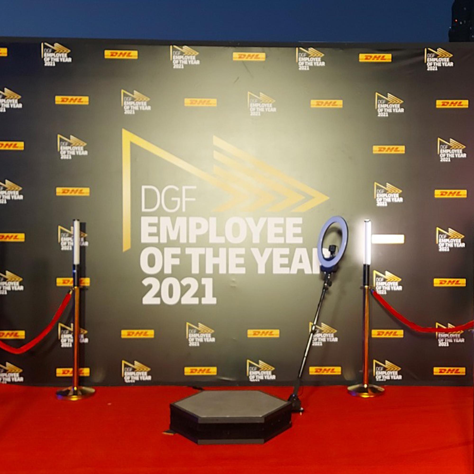 SPIN 360 BOOTH DUBAI: CAPTURE STUNNING 360° SLOW-MO VIDEOS! PERFECT FOR EVENTS & BRAND ACTIVATIONS. CREATE VIRAL, SHAREABLE MOMENTS. BOOK NOW