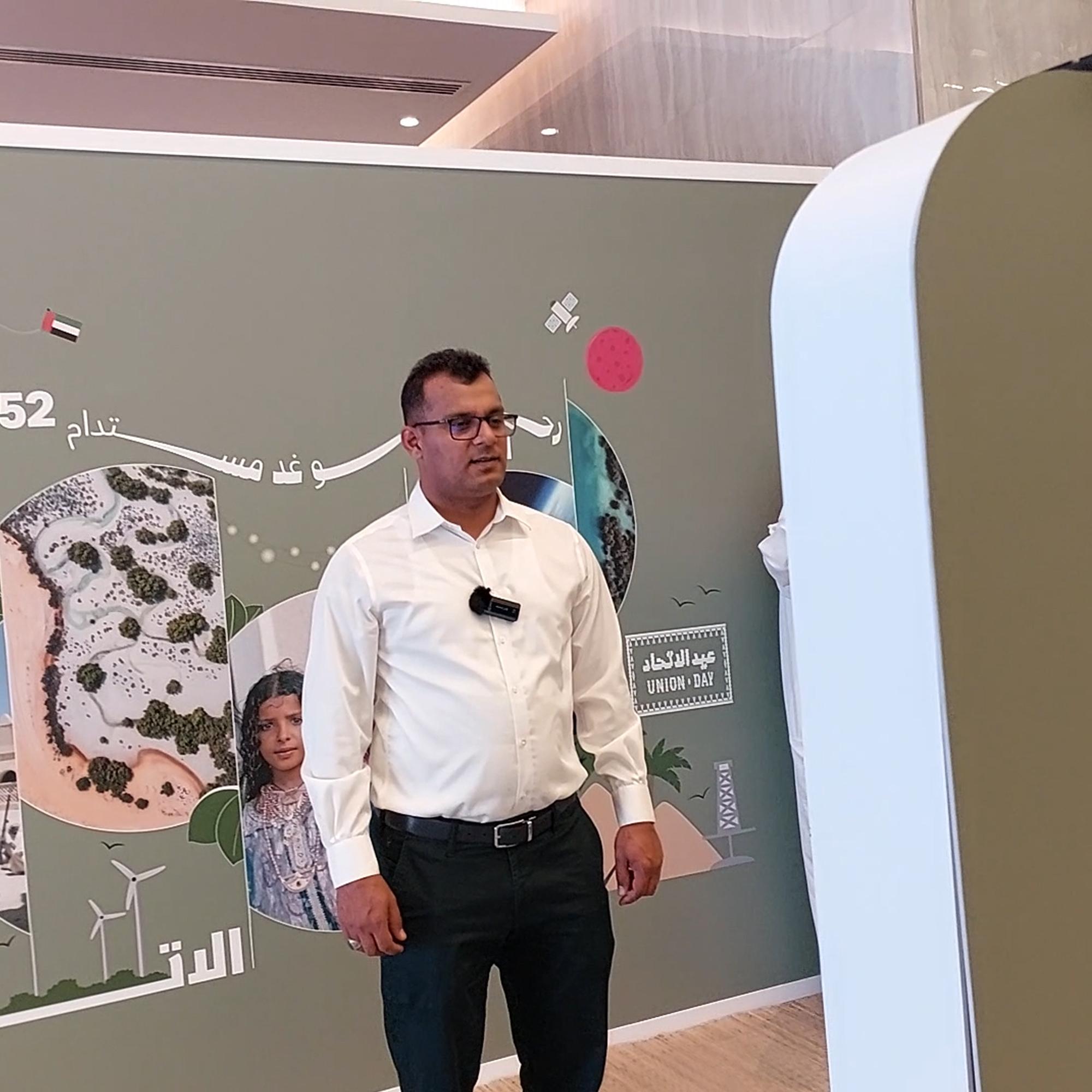 TESTIMONIAL VIDEO BOOTH: CAPTURE AUTHENTIC BRAND STORIES IN HD! INSTANTLY SHAREABLE CLIPS FOR MARKETING. PERFECT FOR DUBAI EVENTS & ACTIVATIONS. BOOK NOW!