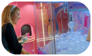 EXPLORE CLAW MACHINE FROM MIRROR BOOTH EVENT SERVICES L.L.C, PROVIDING TOP EVENT SERVICES IN DUBAI.
